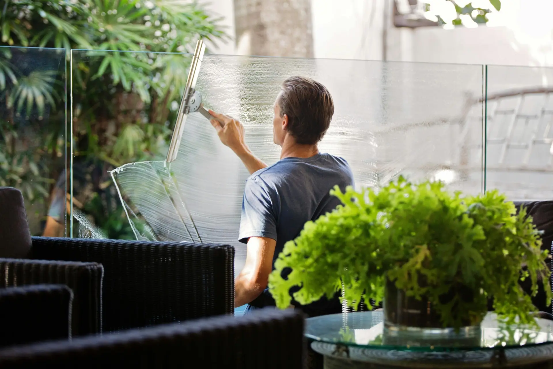 Professional cleaning equipment setup for commercial cleaning services in Montreal.